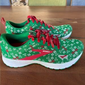 Brooks Christmas shoes!!